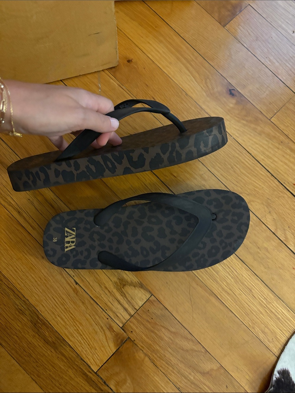 ZARA Black Leopard-Print Platform Flip Flops